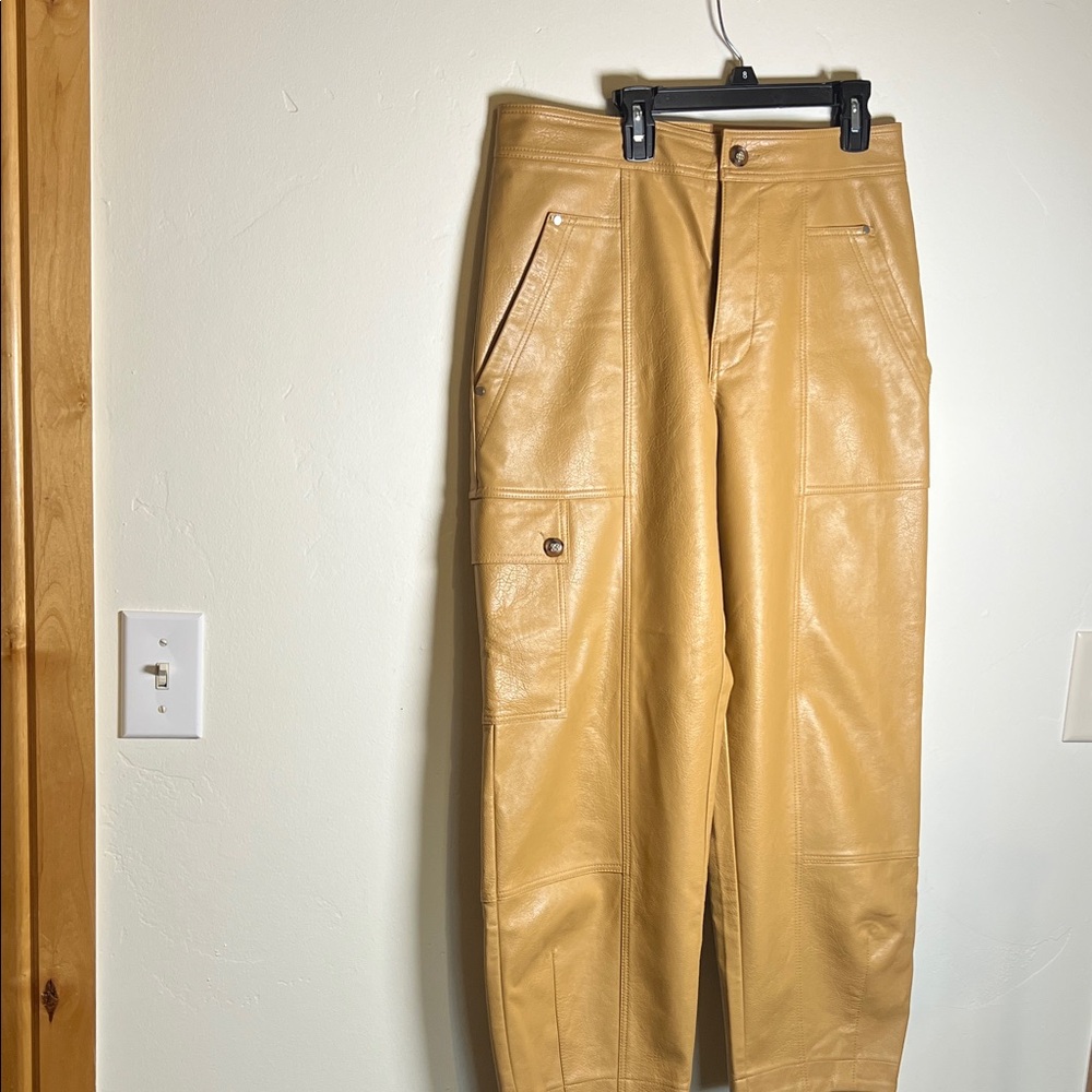 Women’s Anthropologie Tan Faux- Leather Barrel Cargo Pants size 8. EUC